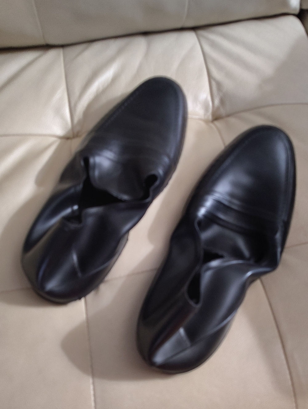 Totes Black Men's Slip-On Rain Shoe Covers